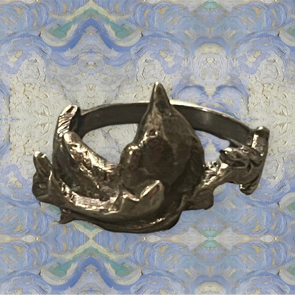 Dolphin ring